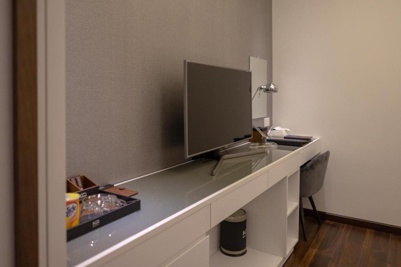 Kp Hotel Кан То Екстериор снимка
