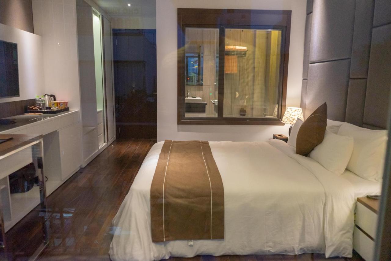 Kp Hotel Кан То Екстериор снимка